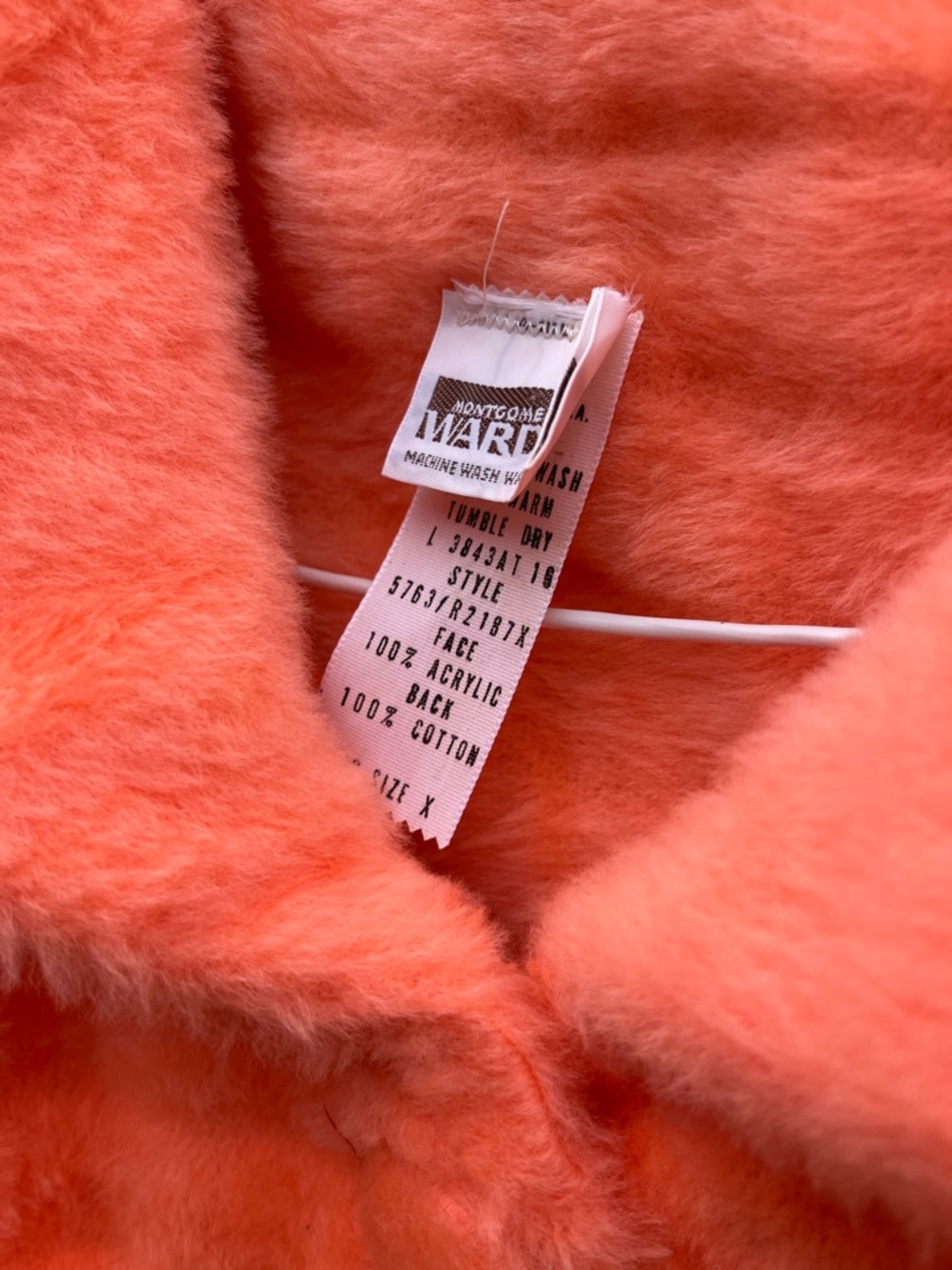 Vintage Bright Coral Orange Fuzzy Button-Front Robe - Picture 4 of 6